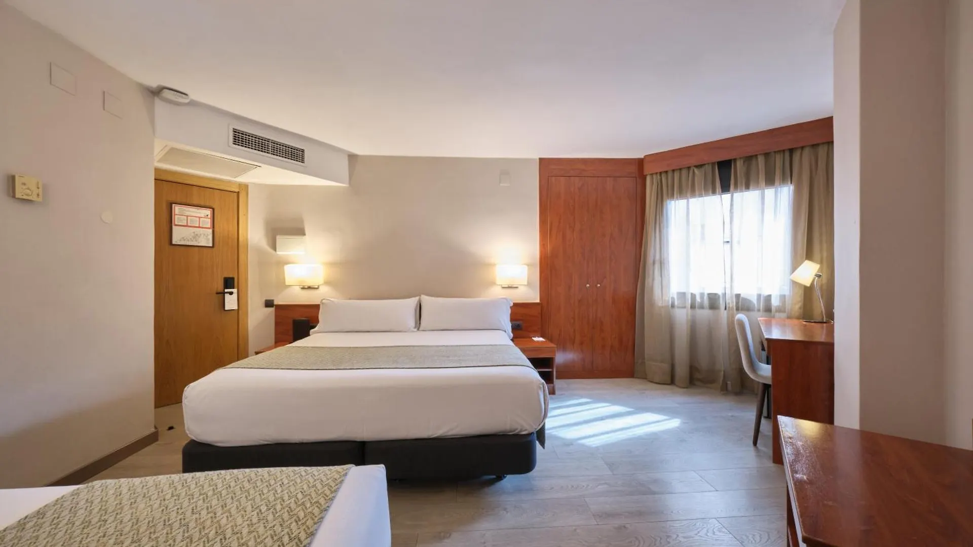 Hotel Catalonia Park Putxet Barcellona 4*,  Spagna